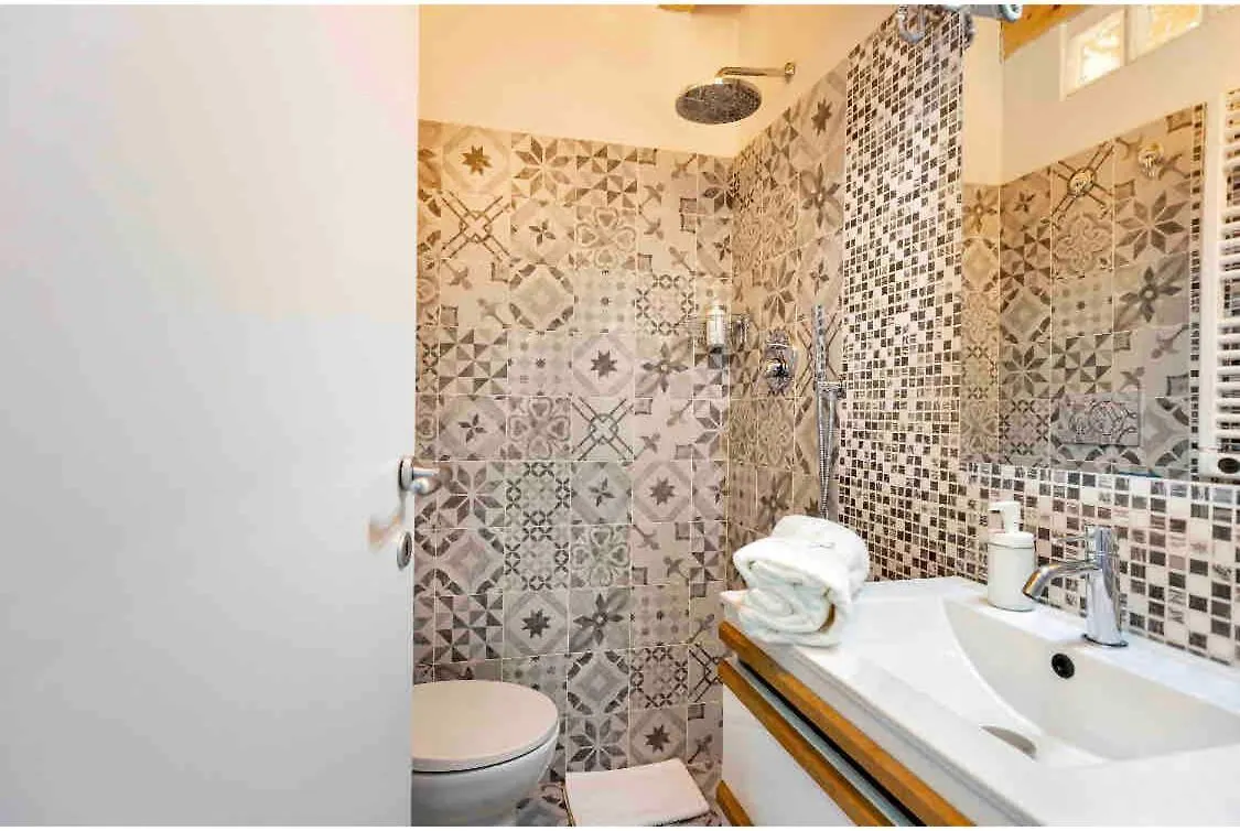 Appartamento Aria Condizionata, Loft a 13' dal Duomo con ampio Balcone WiFi e Netflix Milano